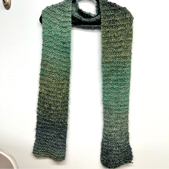 Handmade scarf - blue to teal to green colors - Picture 1 of 5